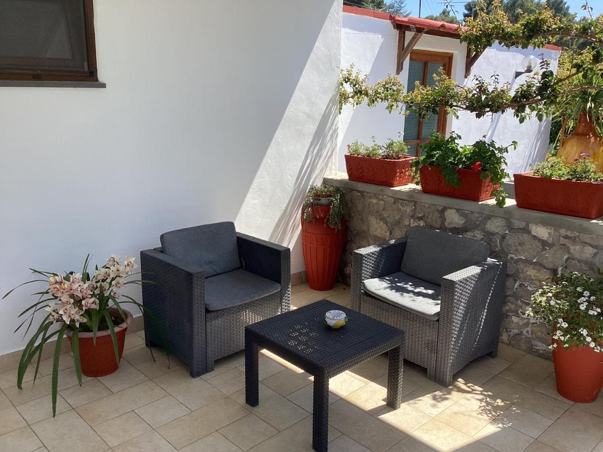 B&B Casetta Minghitto Ανακάπρι Εξωτερικό φωτογραφία