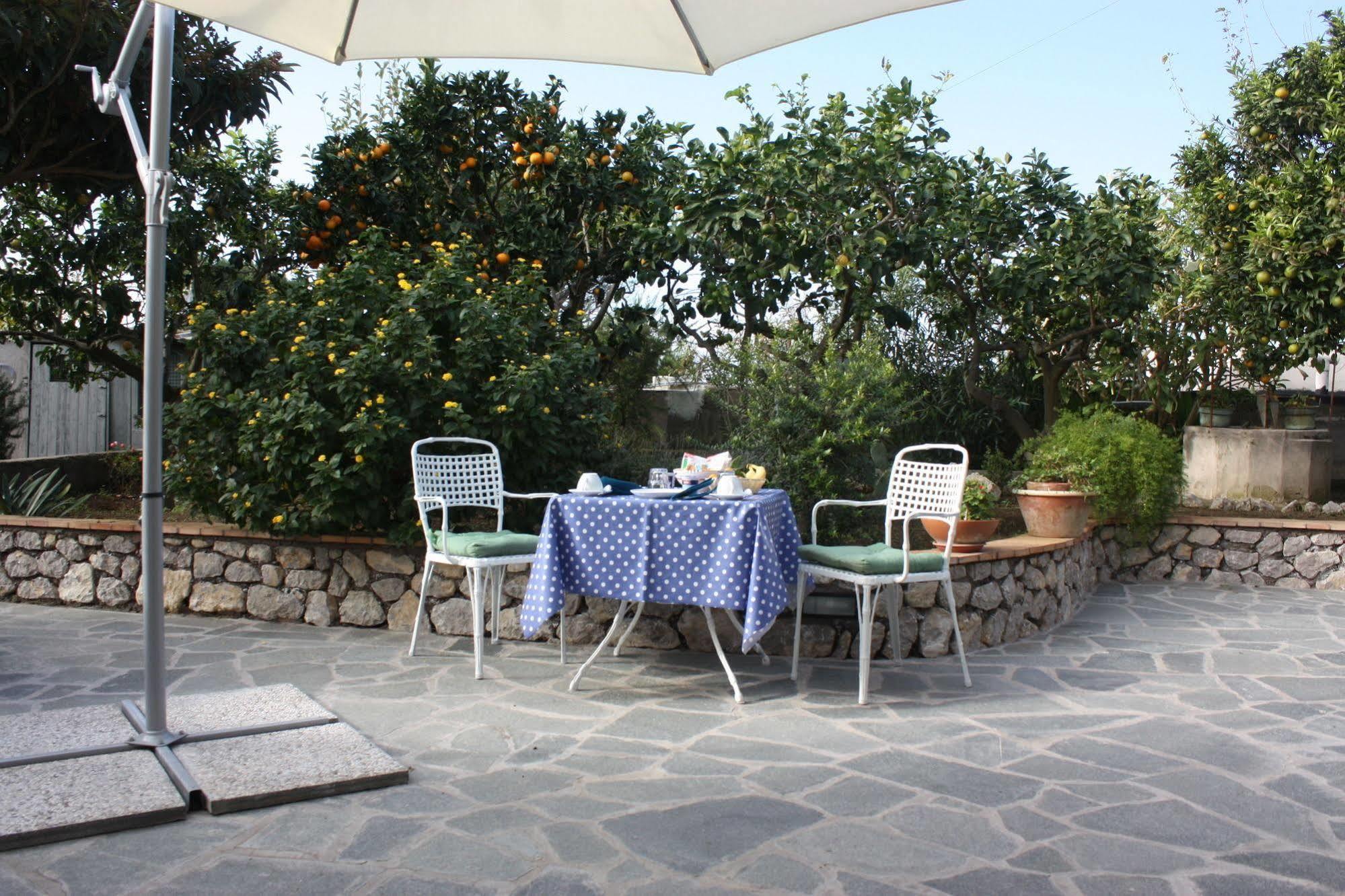 B&B Casetta Minghitto Ανακάπρι Εξωτερικό φωτογραφία